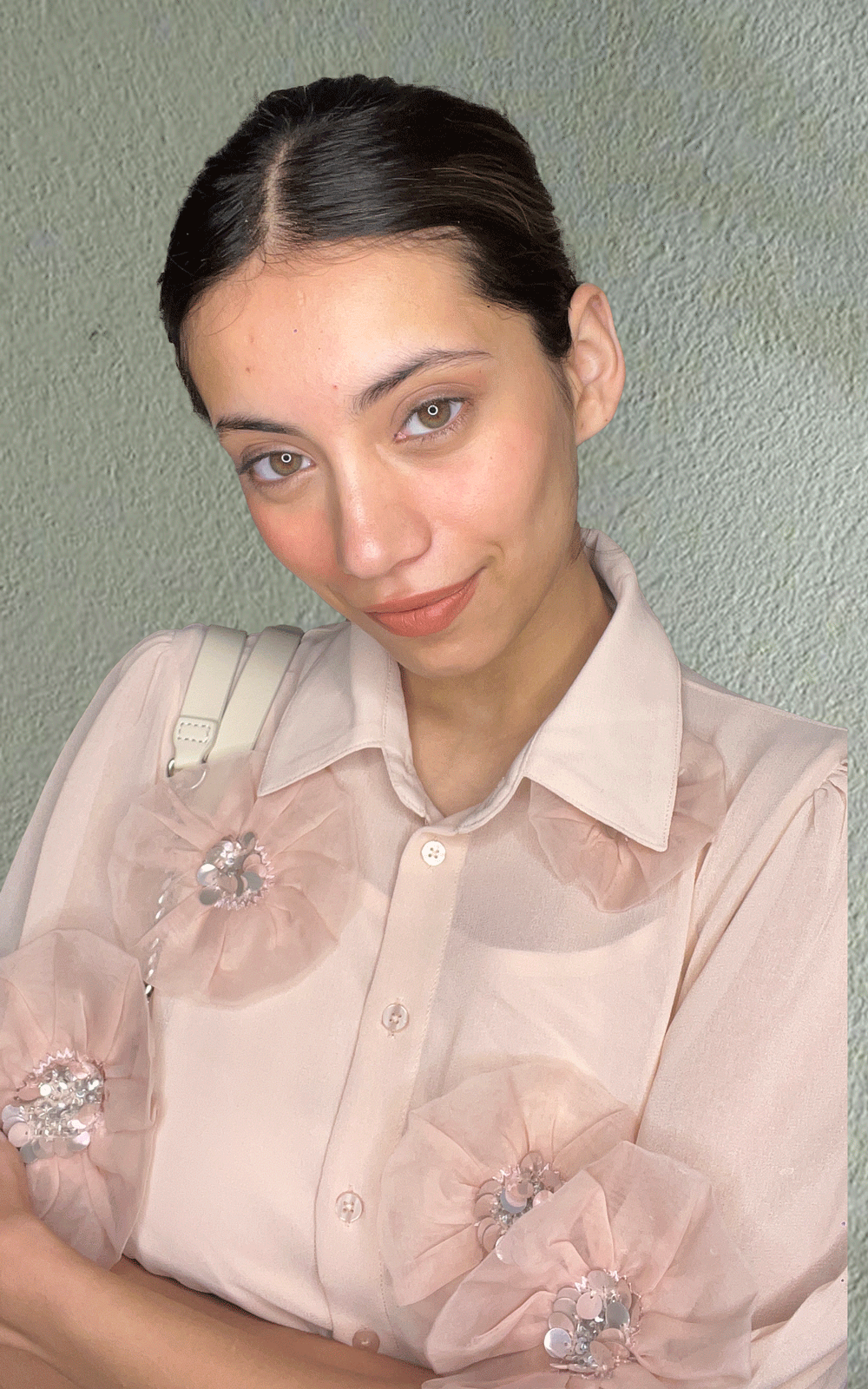 Women's floral applique shirt