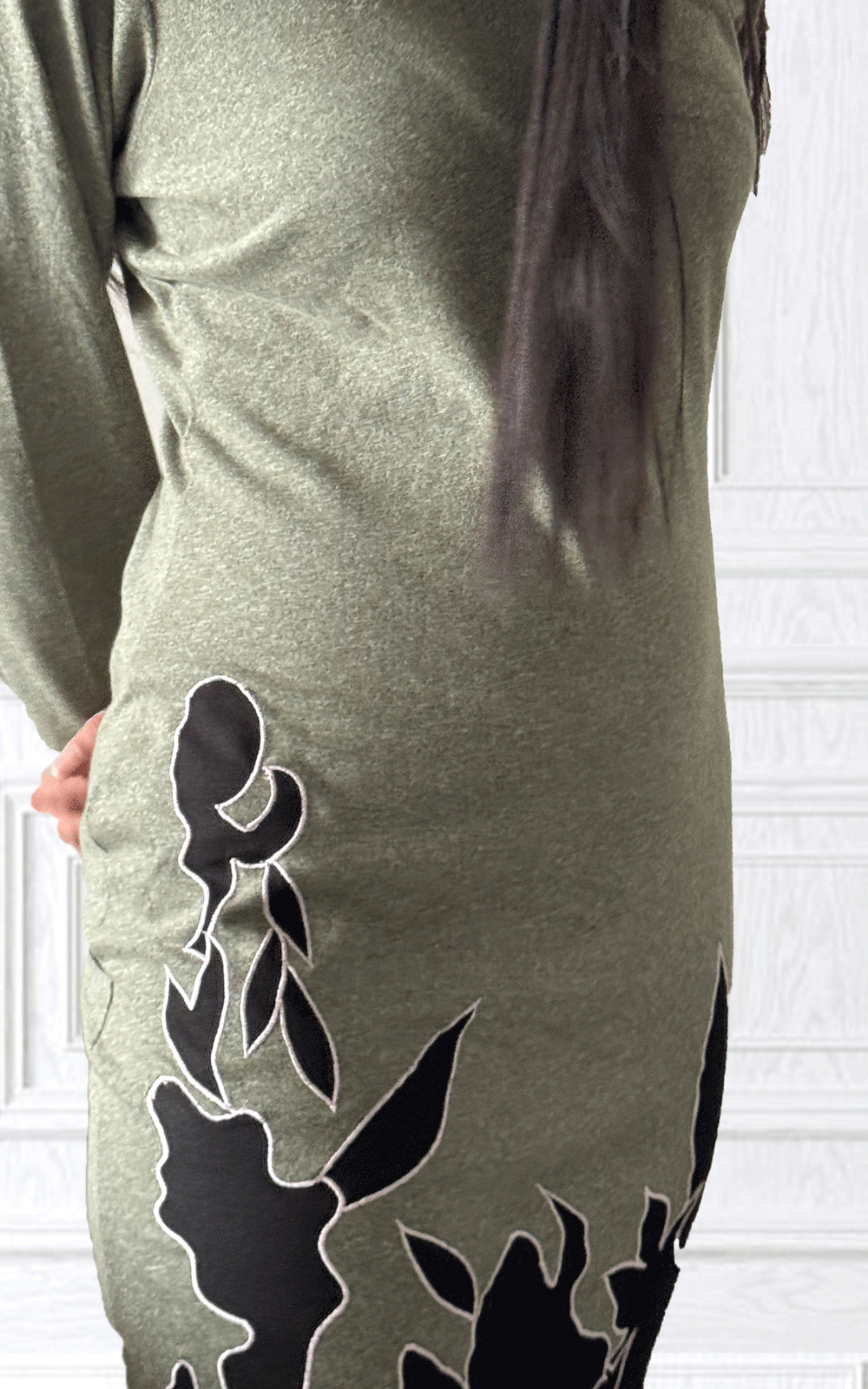 Timeless style -Green fabric applique dress