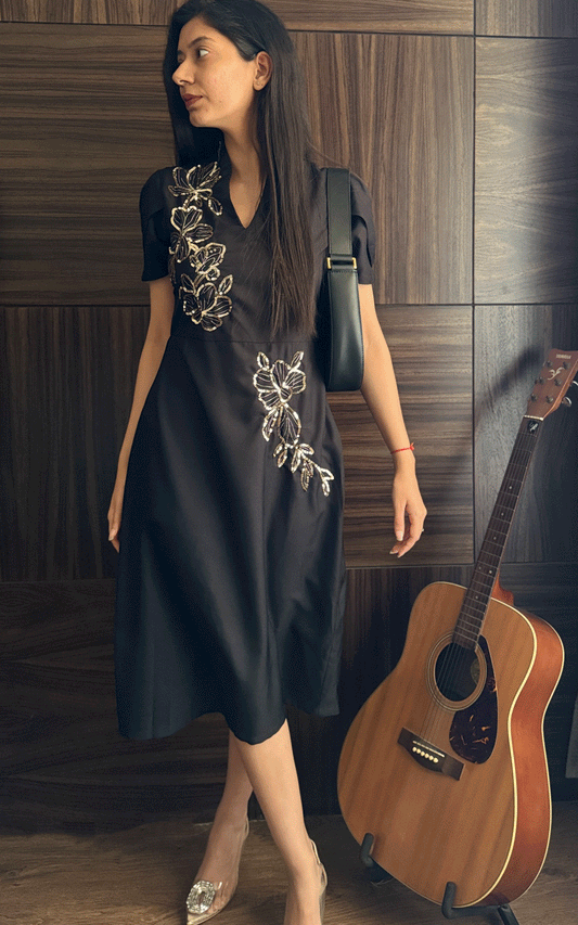 Black crepe Embroidered party dress