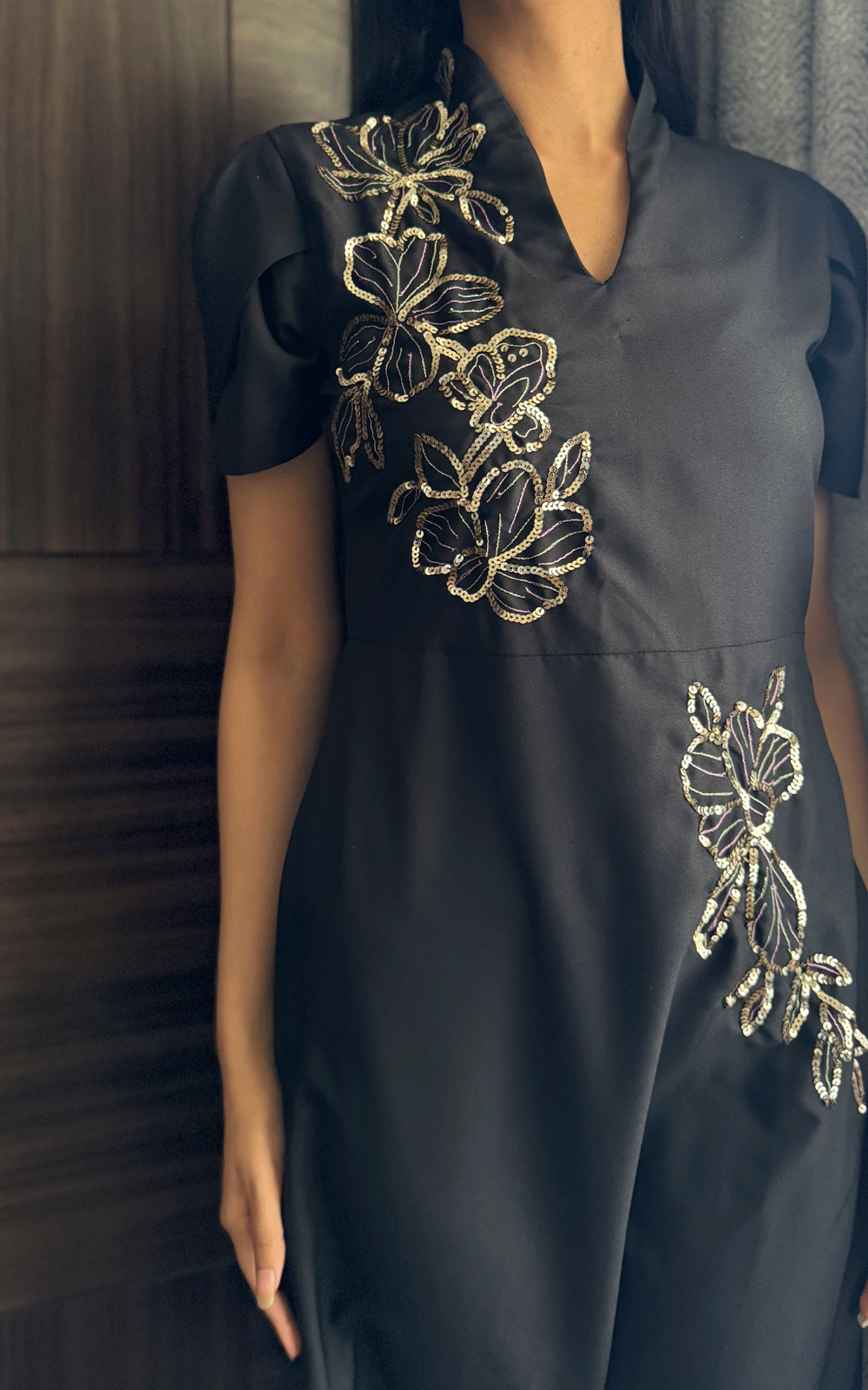 Black crepe Embroidered party dress