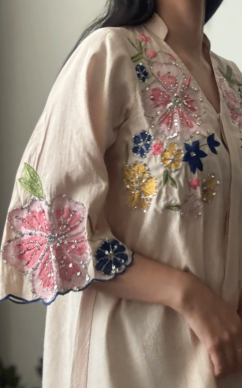 Goldy Scallop Blossom Blouse.