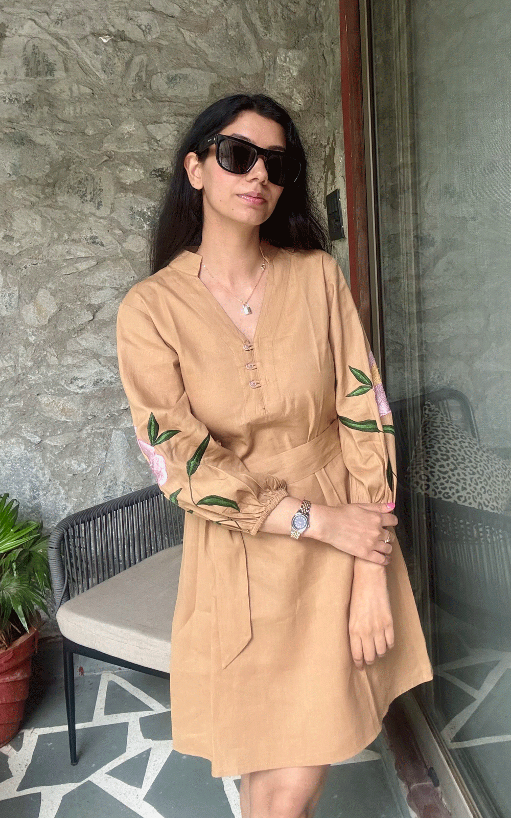 Brown  bloomy cotton  dress.