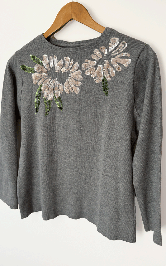 Ribbed Embroidered sweater