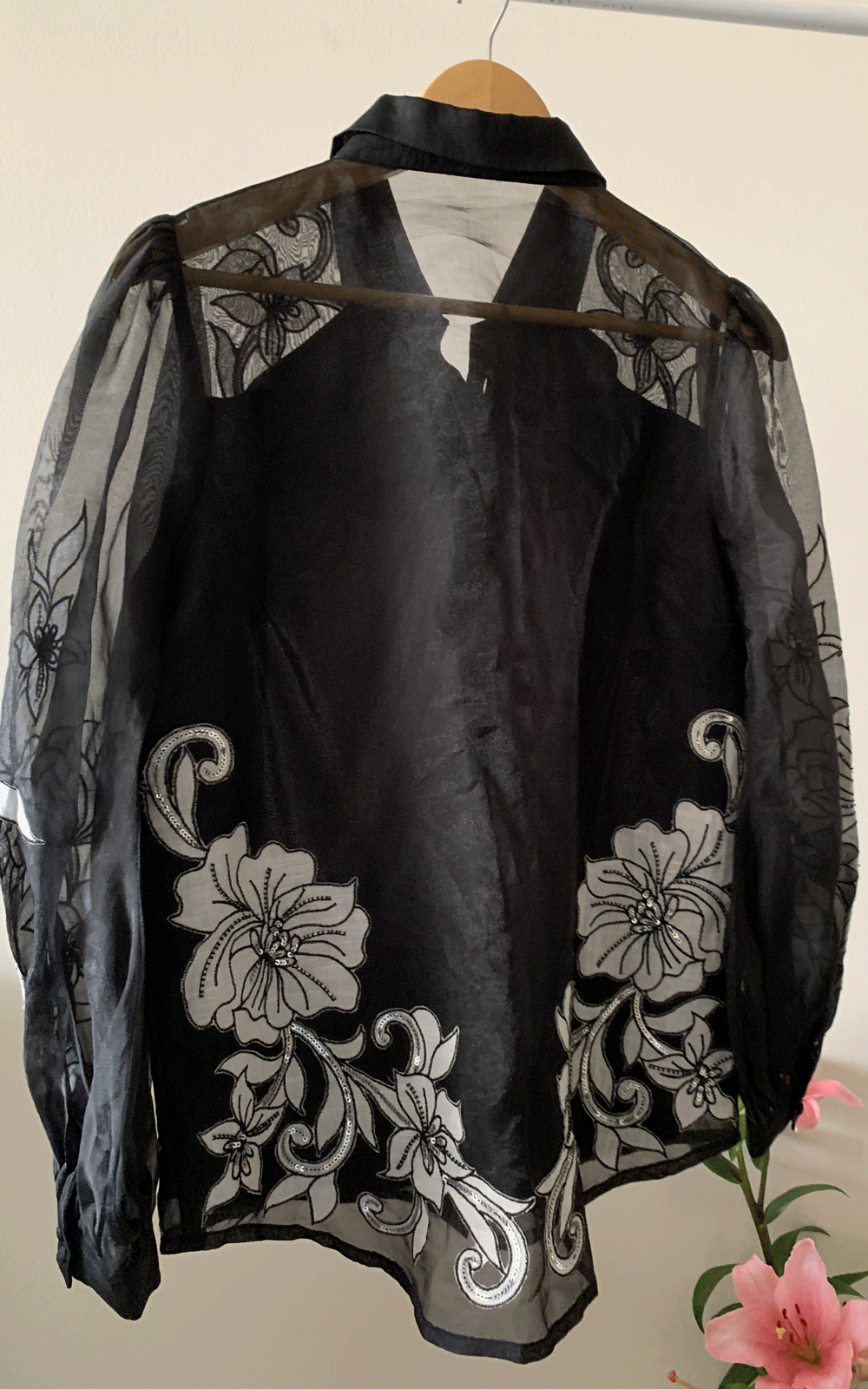 Black organdie applique buttoned blouse