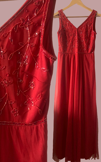 Red embroidered gwon