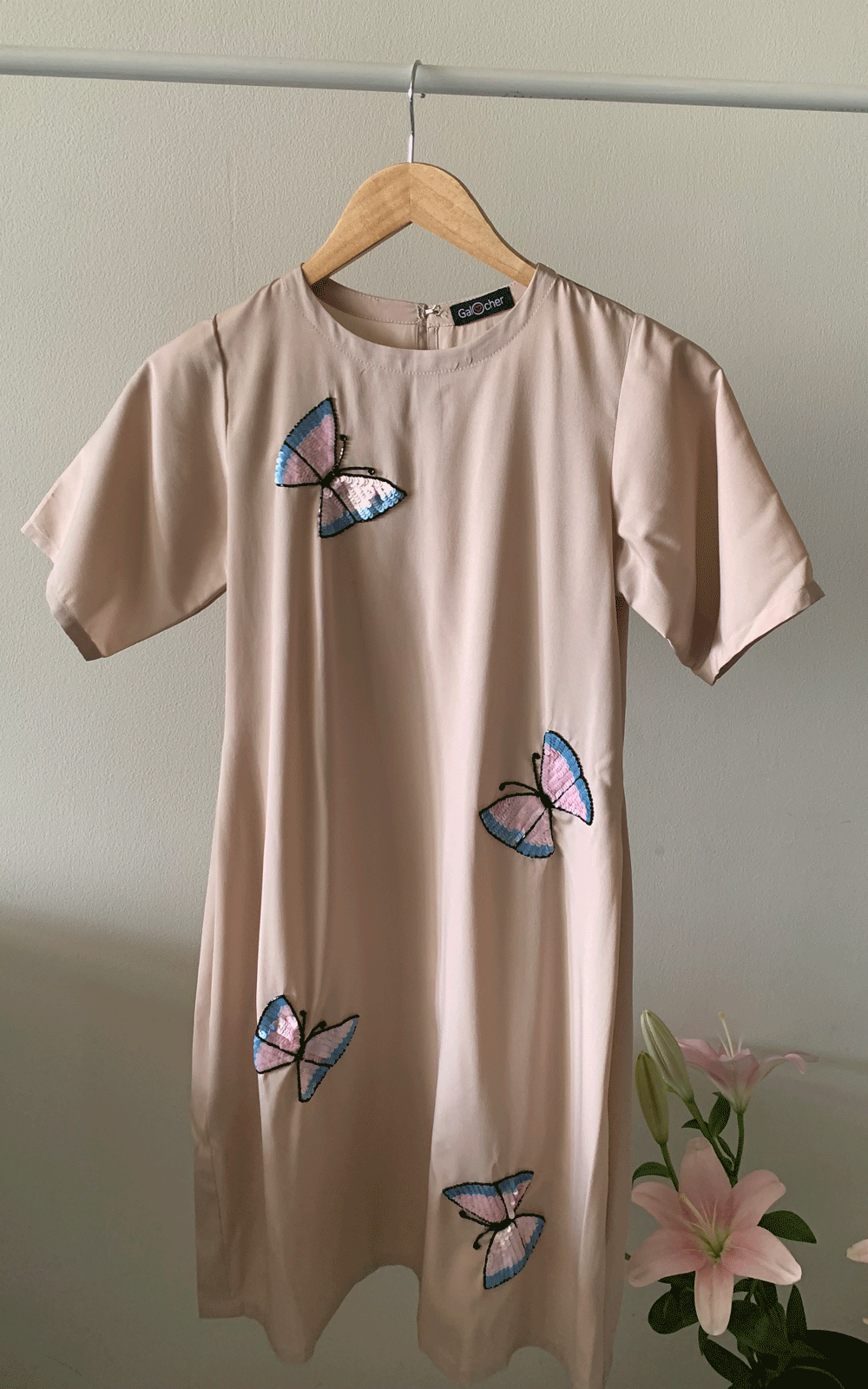 Crepe  embroidered dress